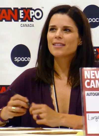 Image of Neve Campbell