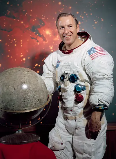 Image of Jim Lovell